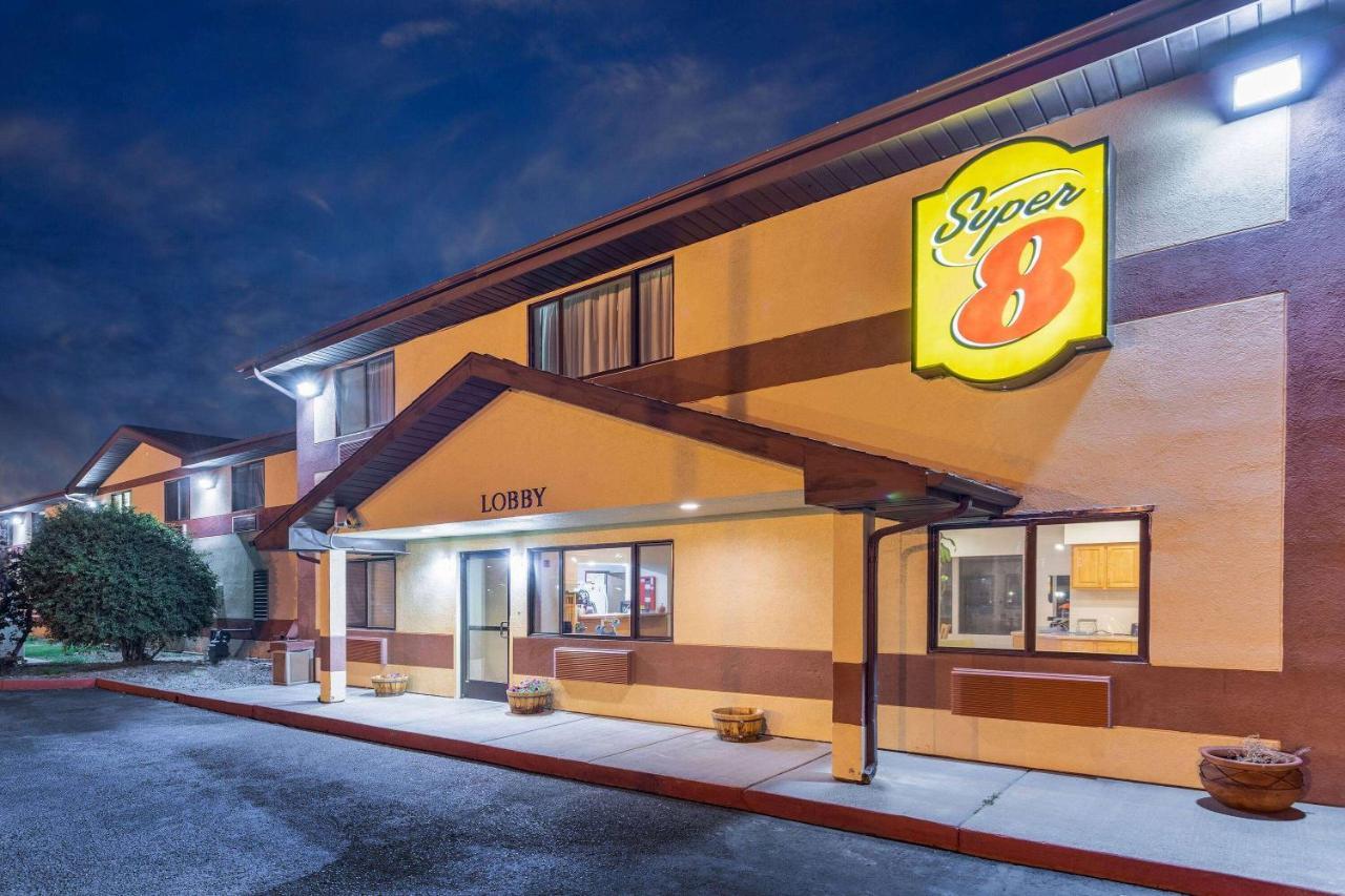 Super 8 By Wyndham Pendleton Motel Dış mekan fotoğraf